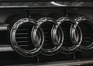 Audi logo Zwart voorbumper origineel Audi